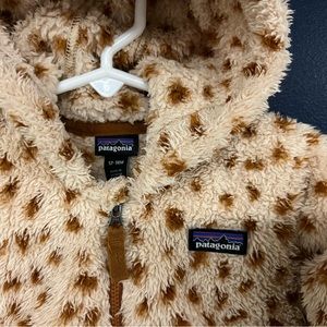 Toddler Patagonia fleece 12-18m jacket and 18-24m hat